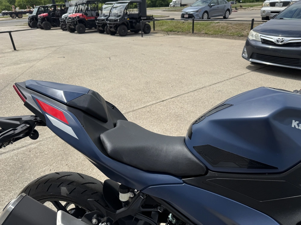 2026 Kawasaki Ninja® 500 Abs alt