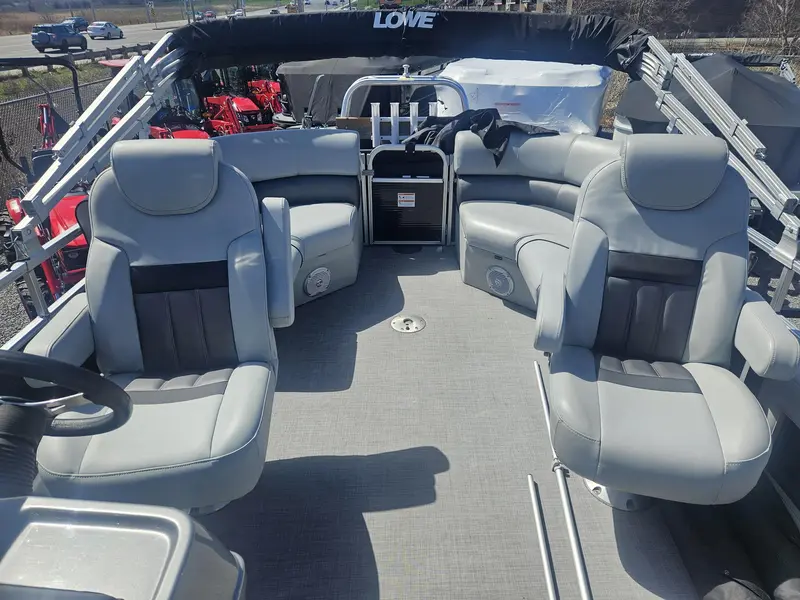 Lowe Boats SS210WT 2019