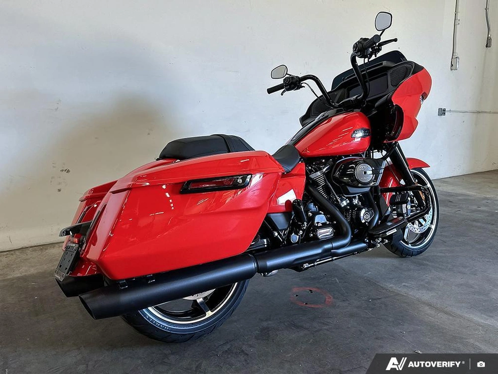 2026 Harley-davidson Road Glide alt