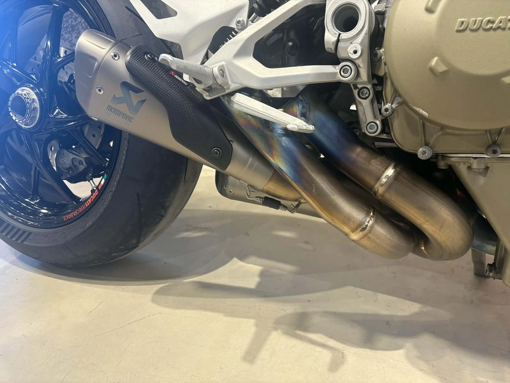 Ducati Streetfighter V4 2021 alt