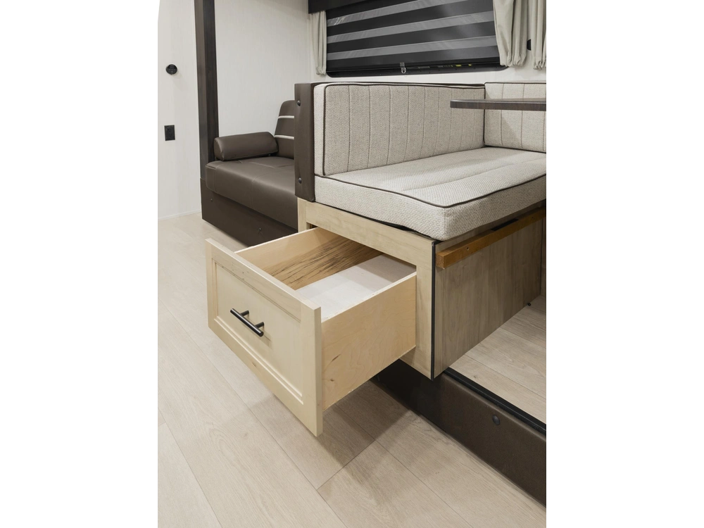 Cherokee 29nm Grey Wolf 2026 alt