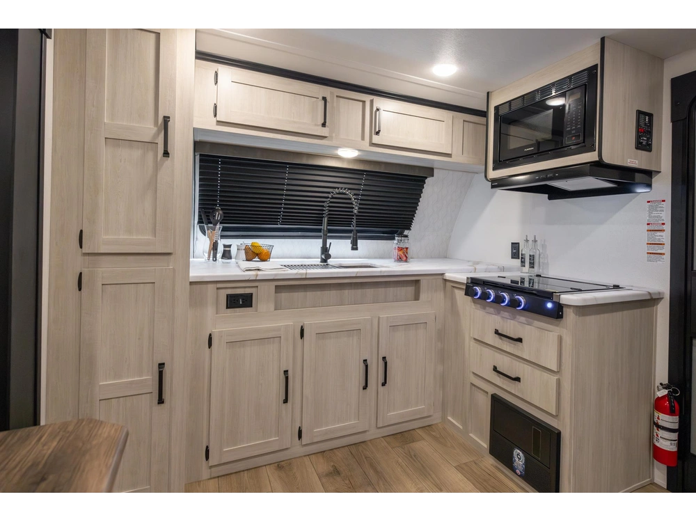 Puma 211fkce Camping Edition 2026 alt