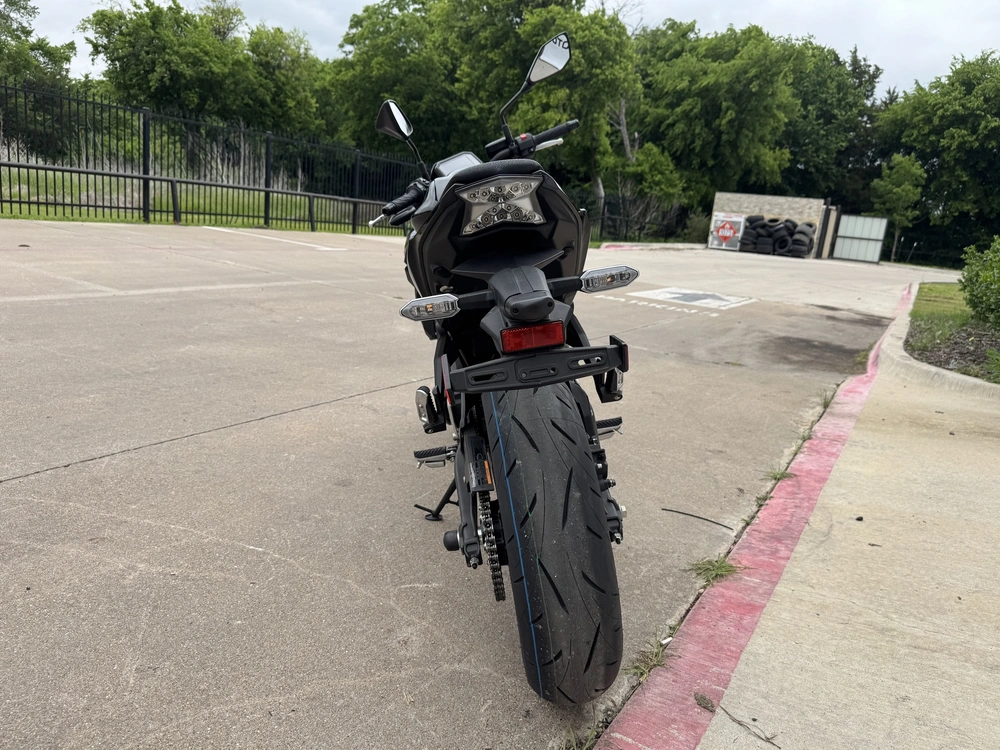 2025 Kawasaki Z650 Base Base alt
