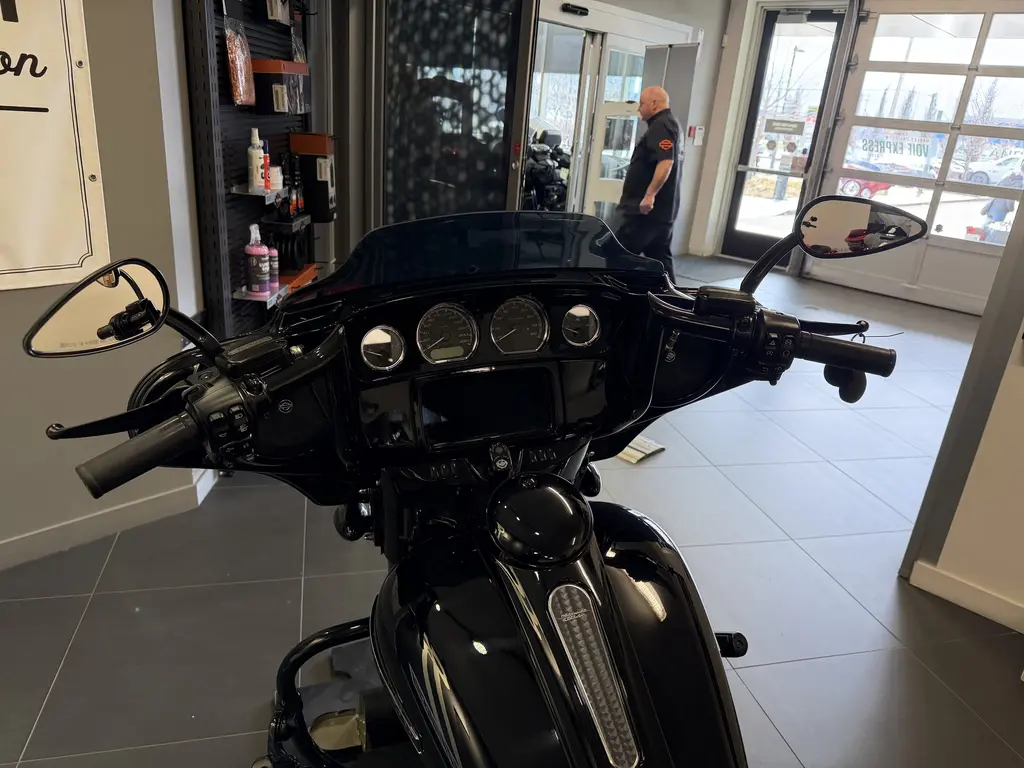 2019 Harley-Davidson FLHXS Street Glide SpecialFLHXS