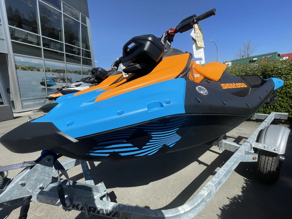 2026 Sea-doo Spark™ 1up Trixx 90 (sound System) alt