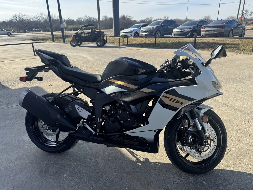 2026 Kawasaki Ninja Zx-6r Base alt