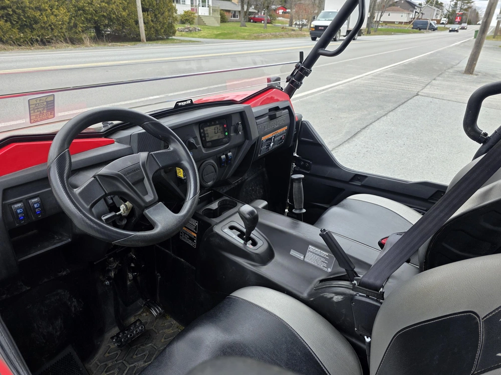 2023 Kawasaki Teryx S Le alt