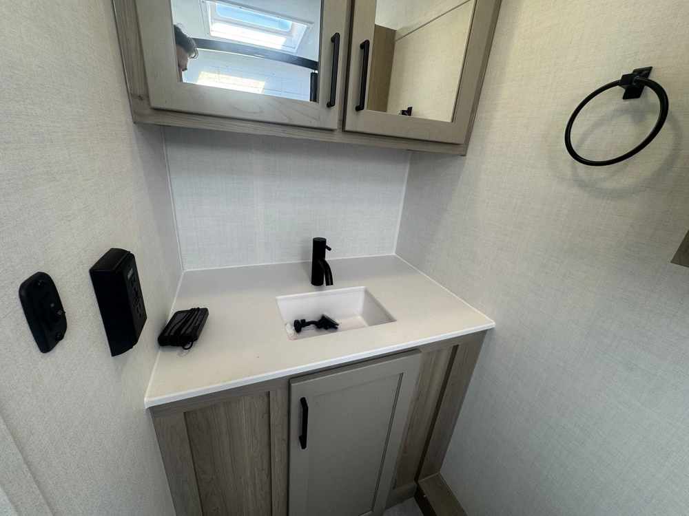 Forest River Rockwood Roo 19fds 2026 alt