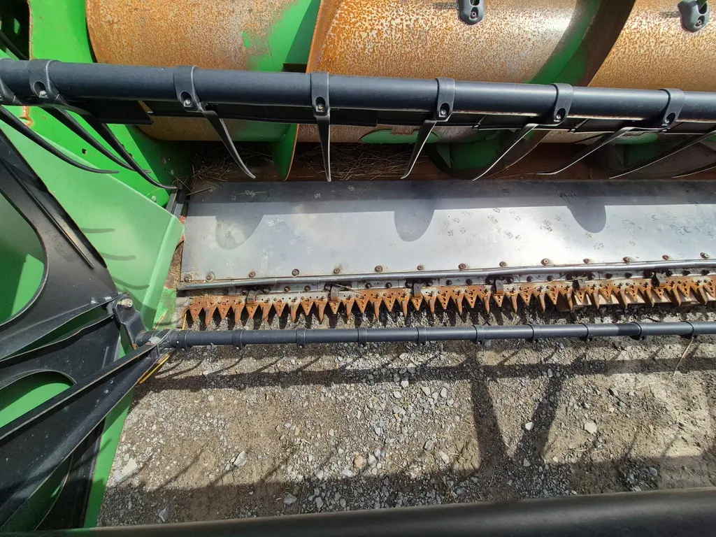 2004 John Deere 625F