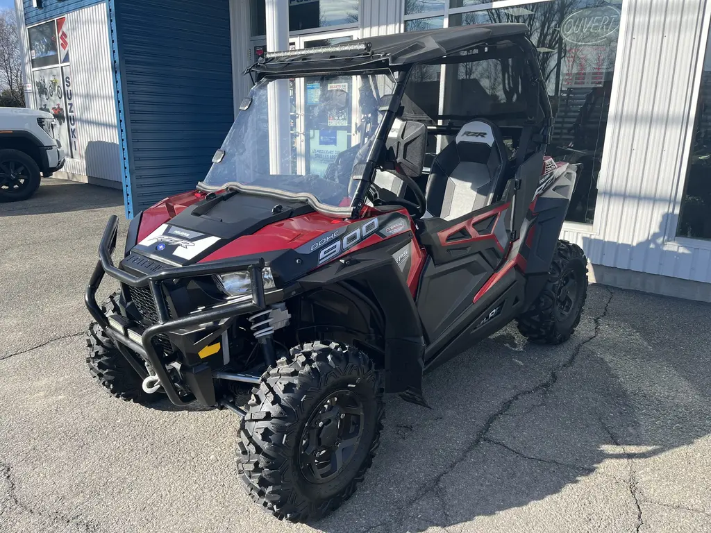 Polaris RZR 900 2015