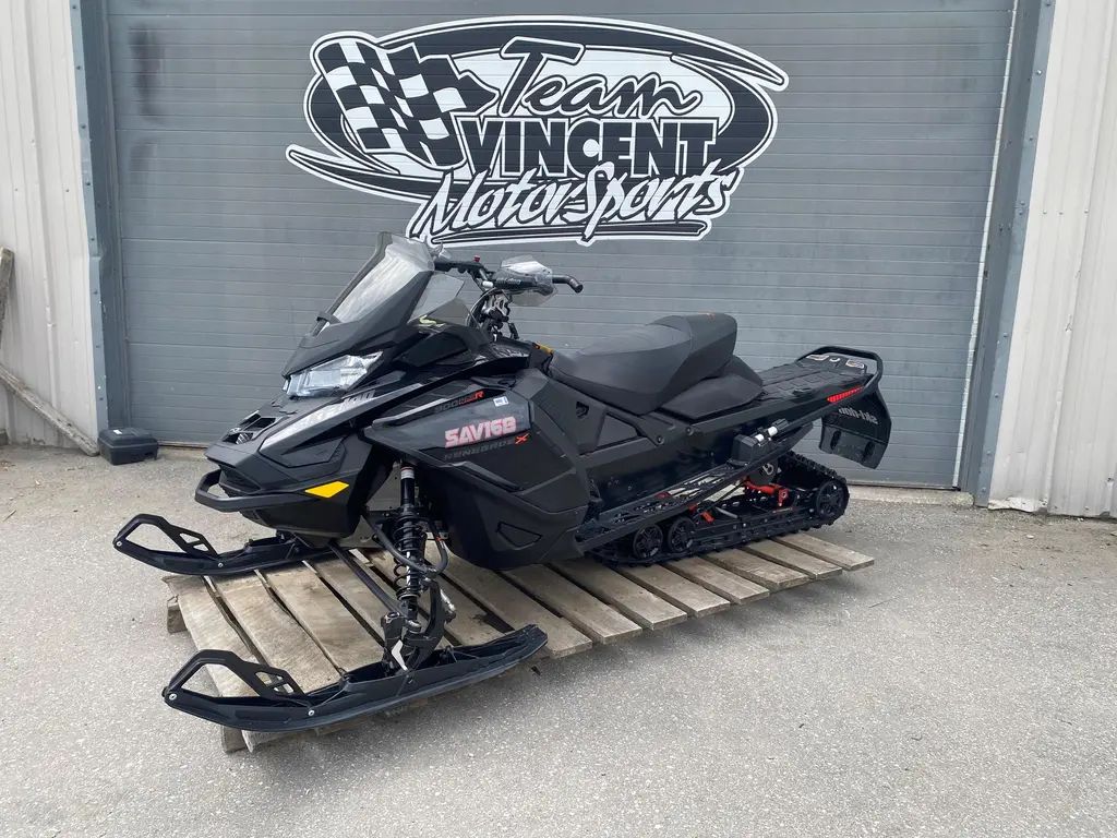2022 Ski-Doo Renegade X 900 Turbo R