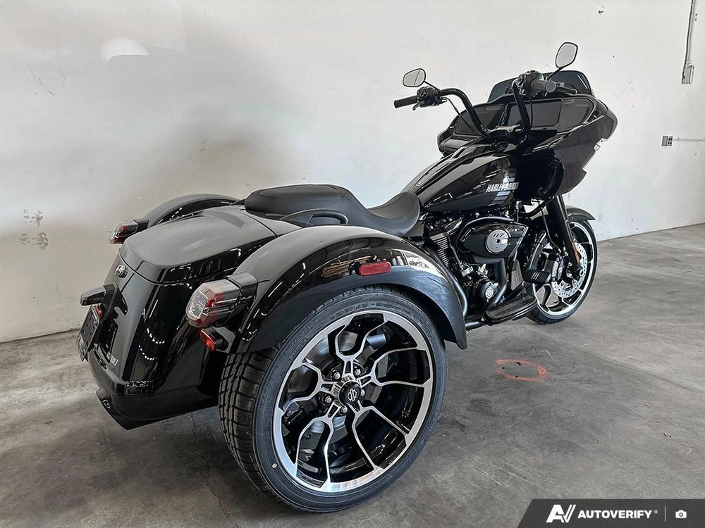 2026 Harley-davidson Road Glide 3 alt