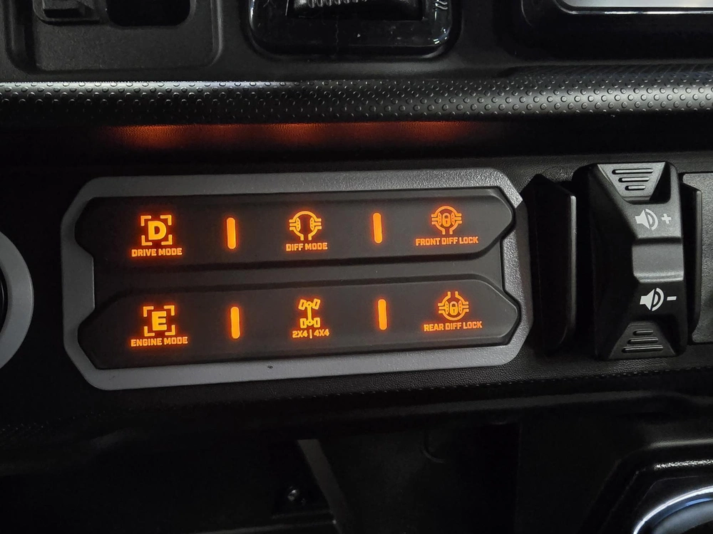 2026 Brp Defender Limited Cab Hd11 alt