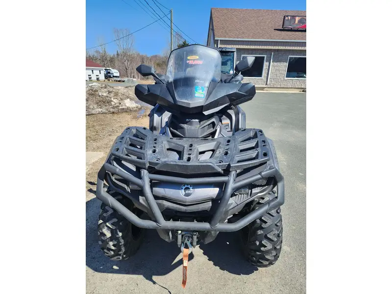 Can-Am Outlander Max 850 2023