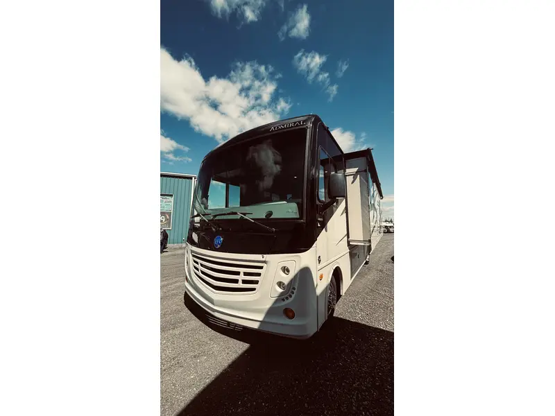 2019 Holiday Rambler ADMIRAL 32S thumbnail 2