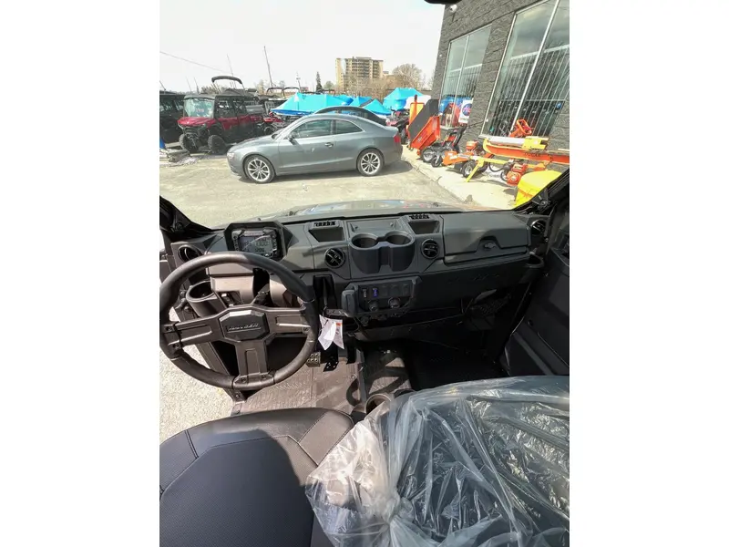 2026 Polaris Ranger 1000 Premium Cab thumbnail 3