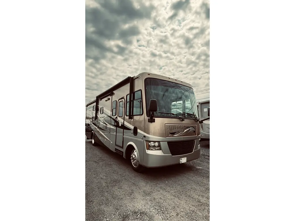 Tiffin ALLEGRO OPENR...