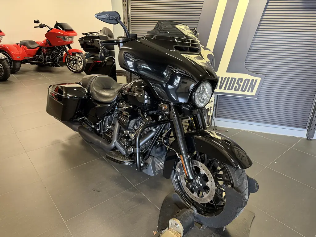 2019 Harley-Davidson FLHXS Street Glide SpecialFLHXS