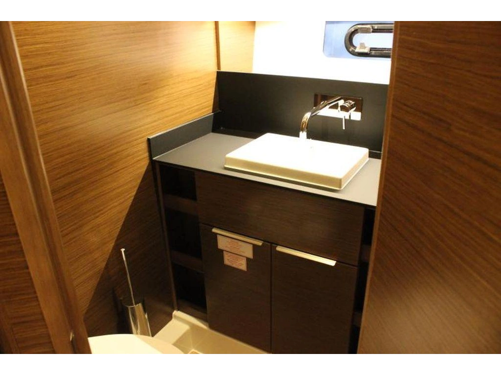 2021 Bavaria S45 Coupe Volvo Ips 600 Evc2 alt