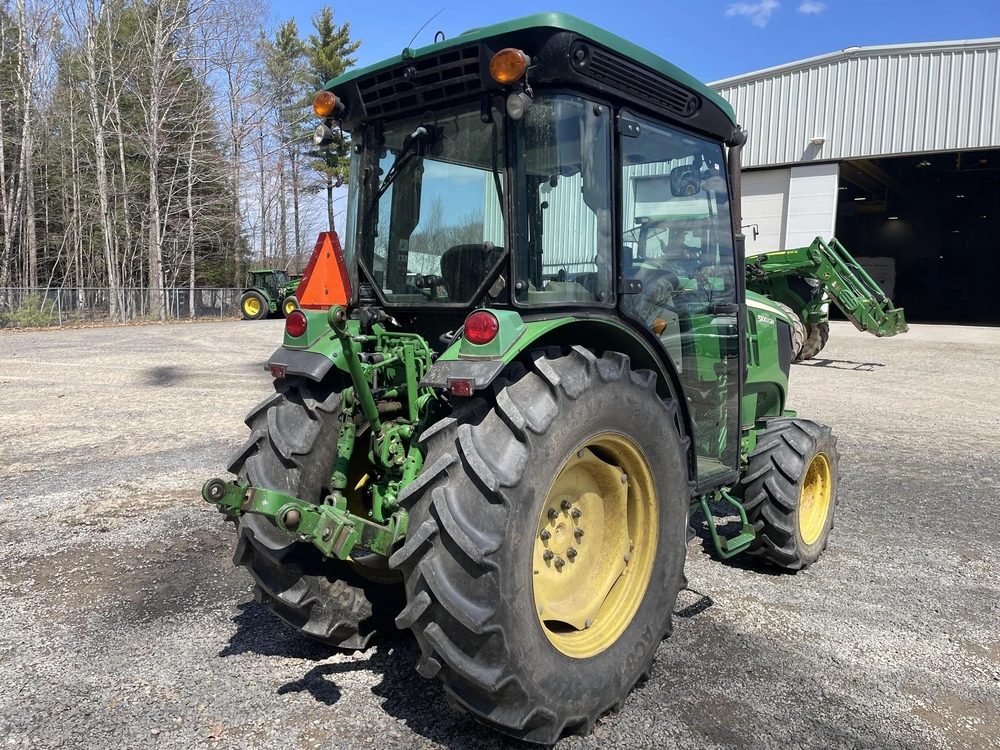 2017 John Deere 5100gn alt