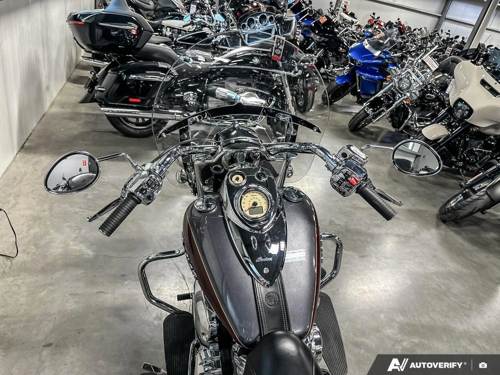 2017 Indian Motorcycle Springfield alt