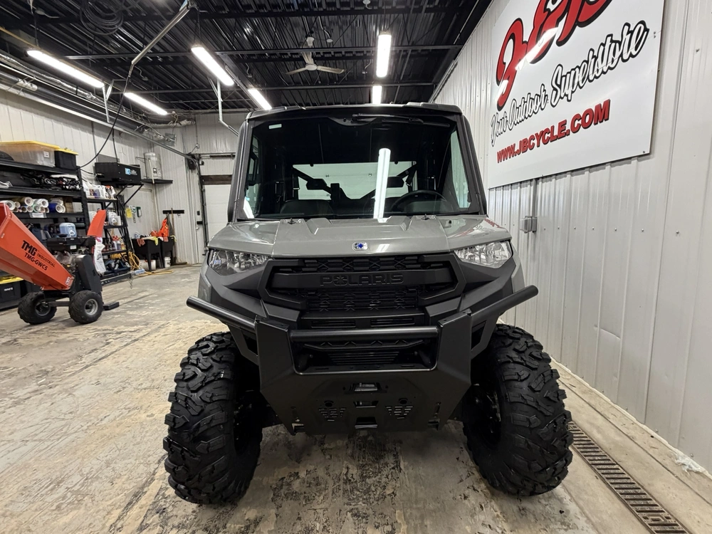 2027 Polaris Ranger Crew Xp 1000 Cab Gray alt