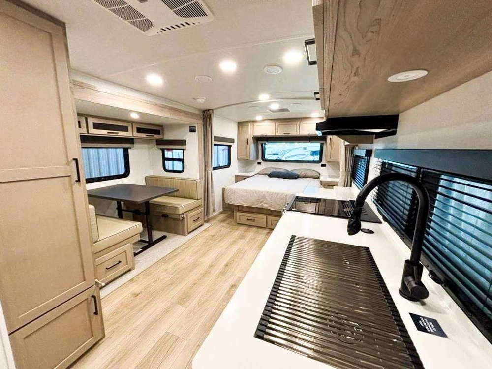 Flagstaff Micro Lite 22fbs 2026 alt