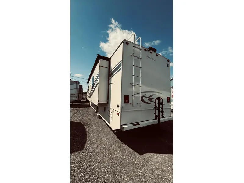 2019 Holiday Rambler ADMIRAL 32S thumbnail 3