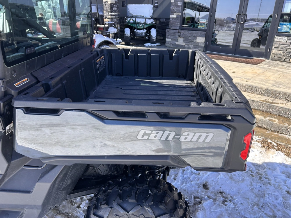 2022 Can-am Defender Max Ltd Cab Hd10 Grey Tracks Inc. alt