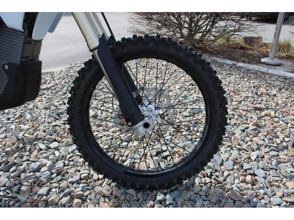 2025 Stark Future Varg Ex 80 Hp alt