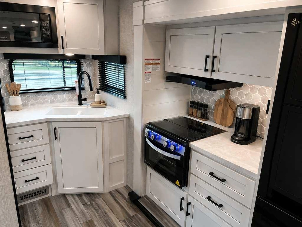 Jayco Jay Flight 225mls 2025 alt