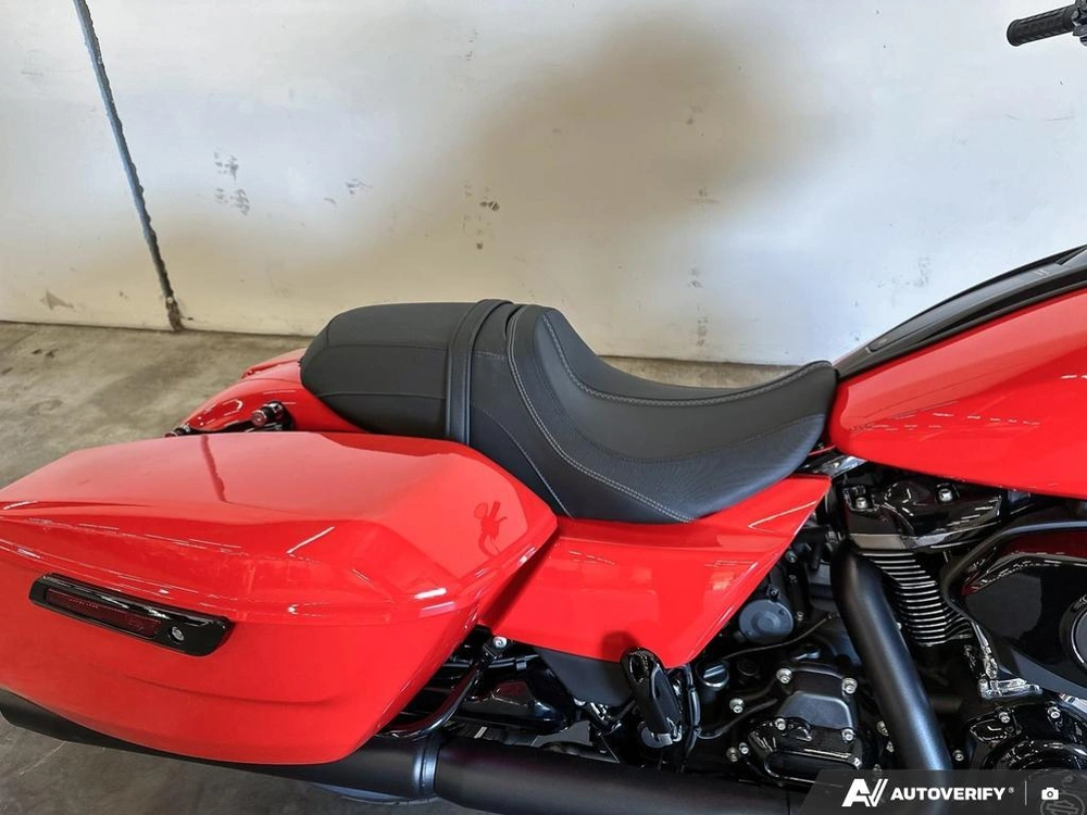 2026 Harley-davidson Road Glide alt