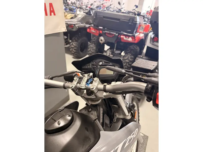 Yamaha XT250 XT 250 2024
