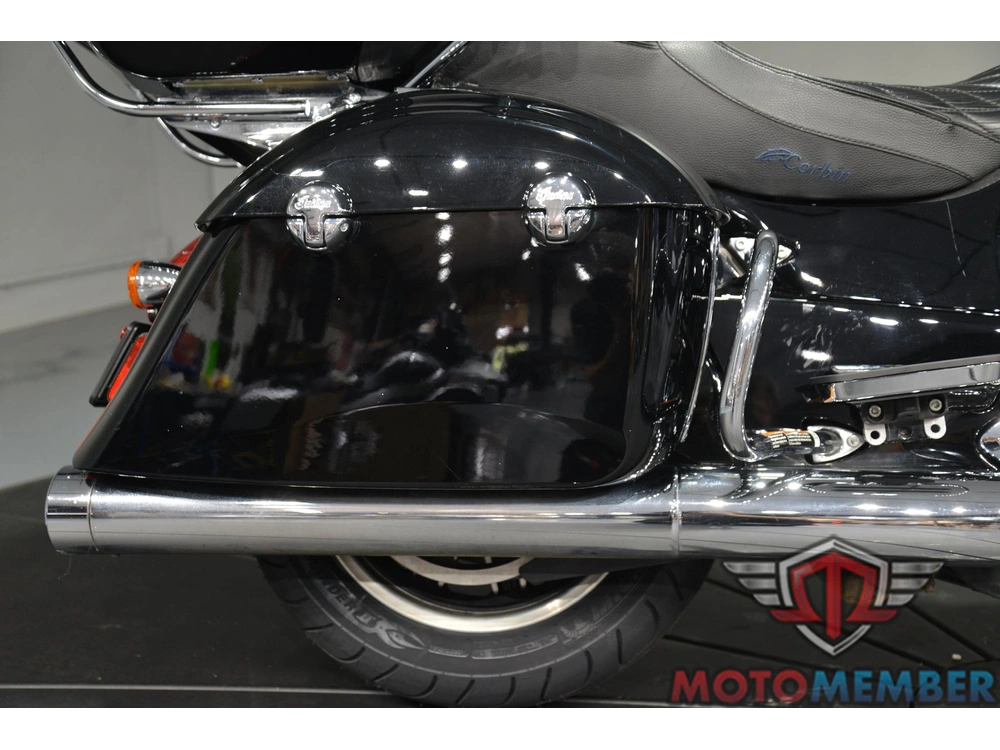 2017 Indian Motorcycle Roadmaster alt