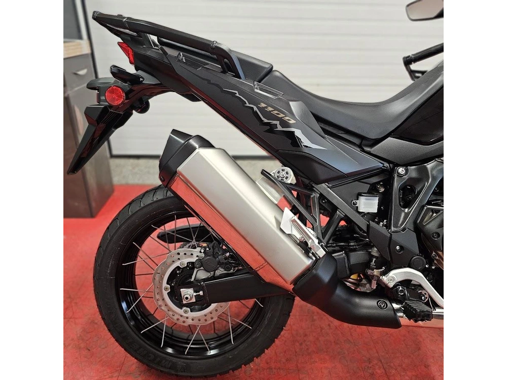 2026 Honda Africa Twin alt