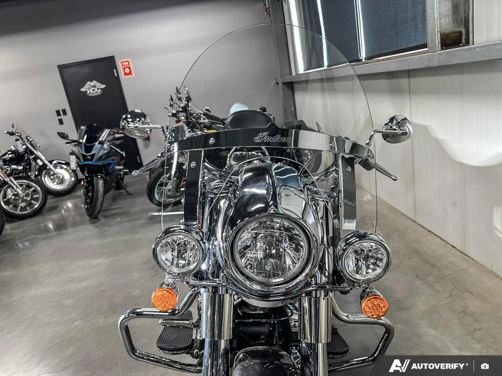 2017 Indian Motorcycle Springfield alt