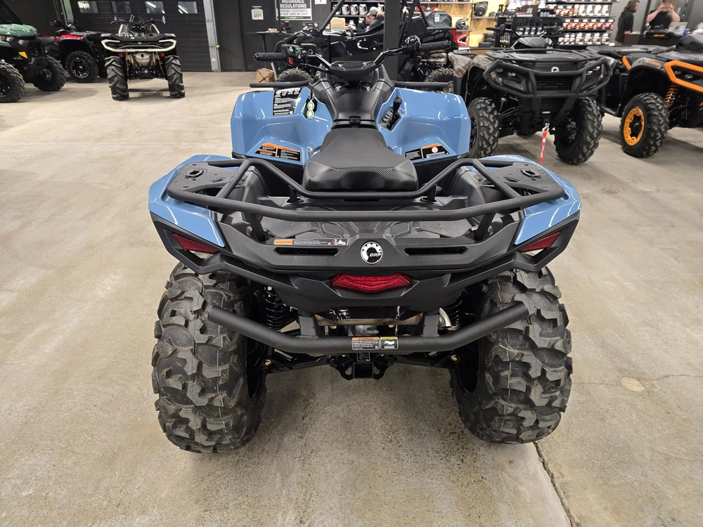 2026 Brp Outlander Xt 700 alt