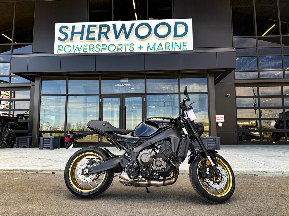 2026 Yamaha Xsr900 alt