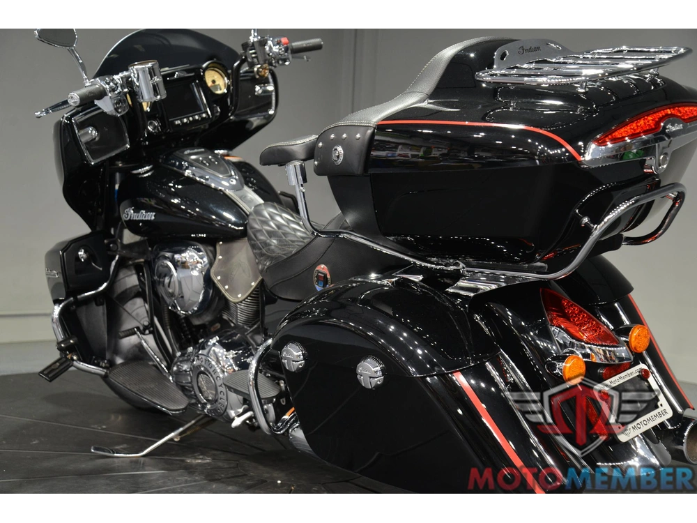 2017 Indian Motorcycle Roadmaster alt