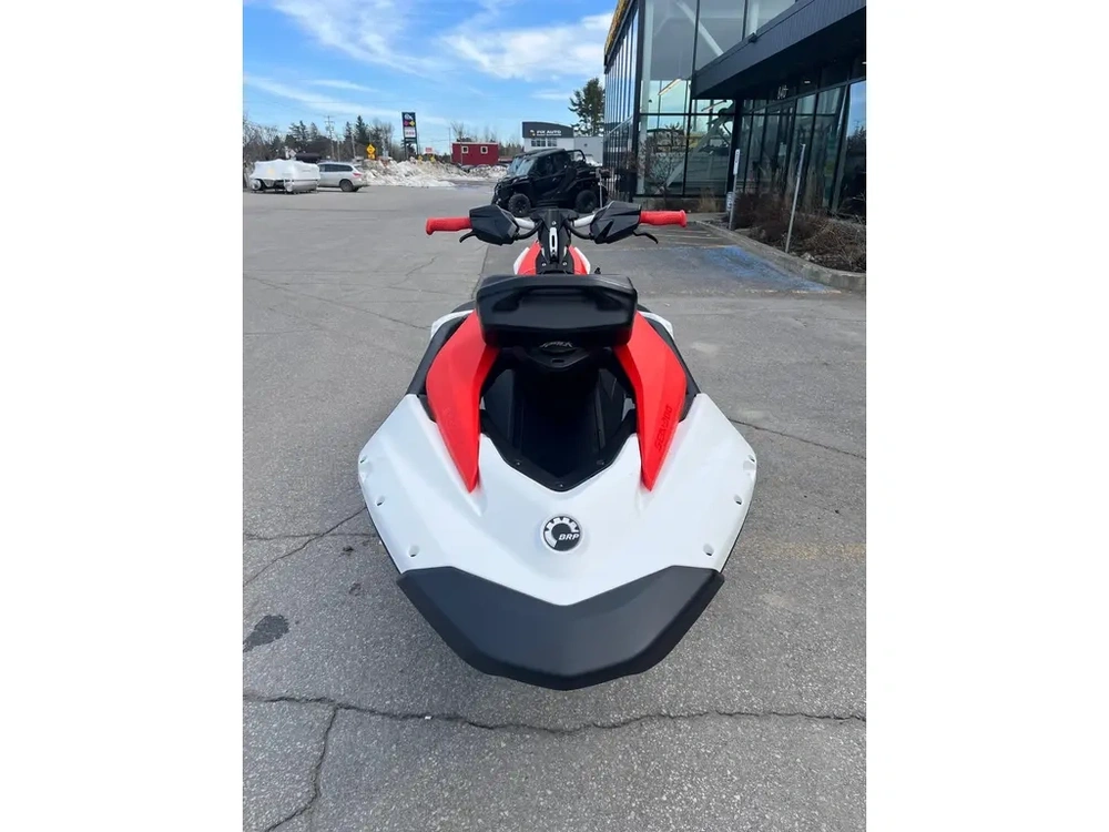 Sea-doo Spark Trixx 3 Place Audio 2026 alt