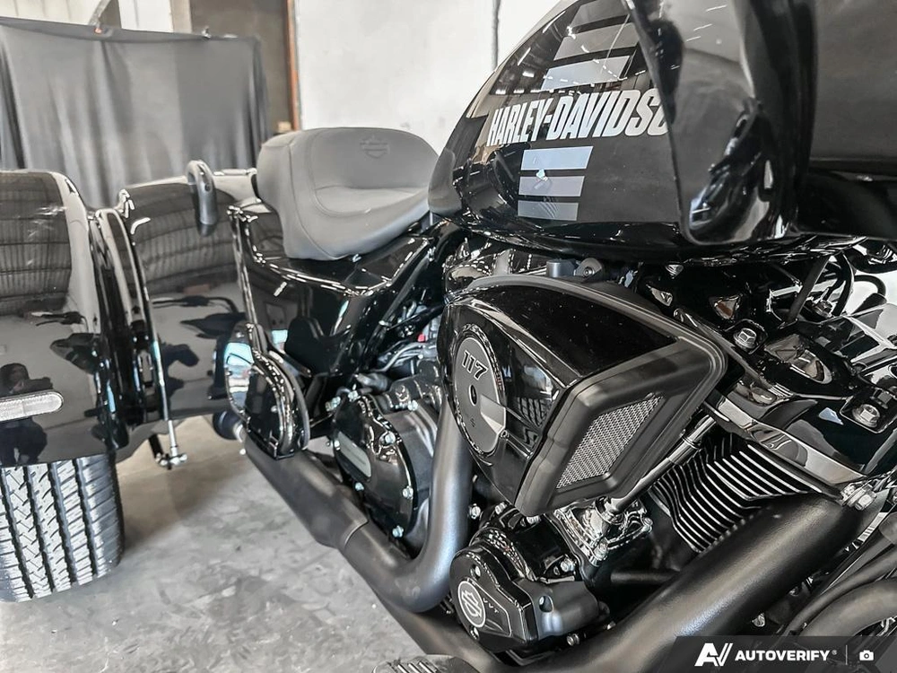 2026 Harley-davidson Road Glide 3 alt