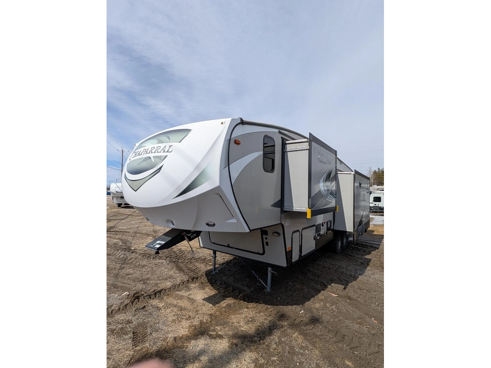 Coachmen Chaparral 30rls 2019 alt