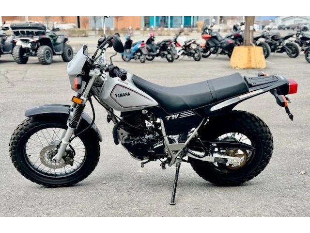 Yamaha Tw200 2025 alt
