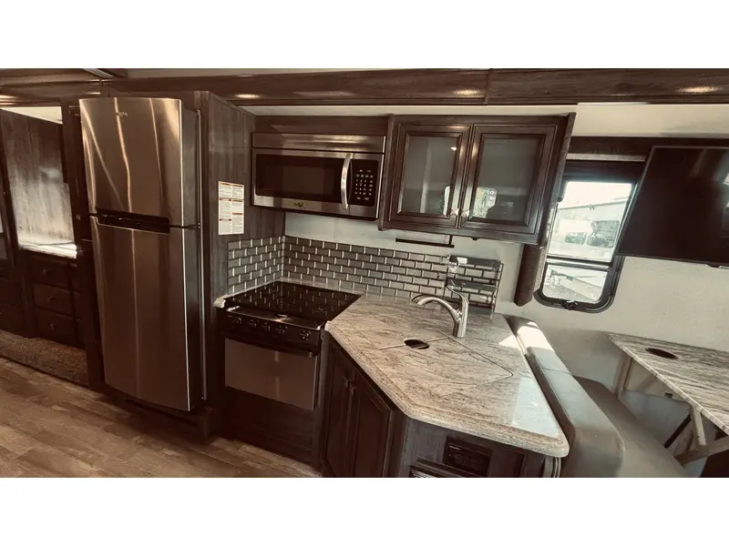 2019 Holiday Rambler ADMIRAL 32S thumbnail 11