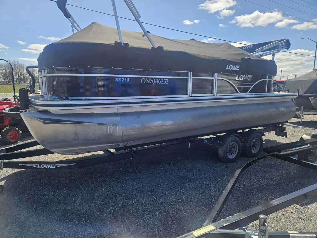 2019 Lowe Boats SS210WT