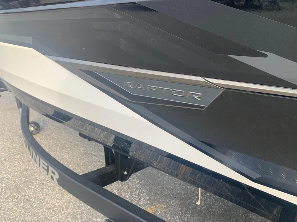 2026 Crestliner 1850 Fish Hawk Wt Jumpseat alt