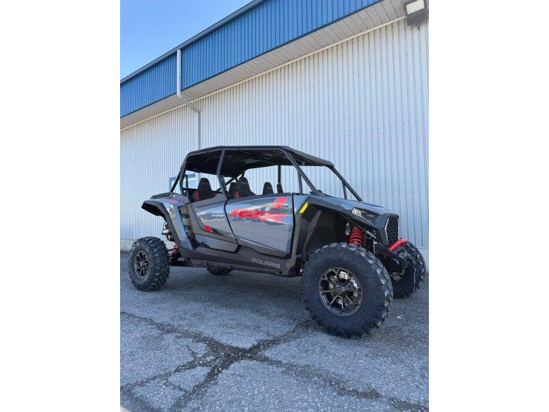 Polaris Rzr Xp 4 1000 Ultimate 2026 alt