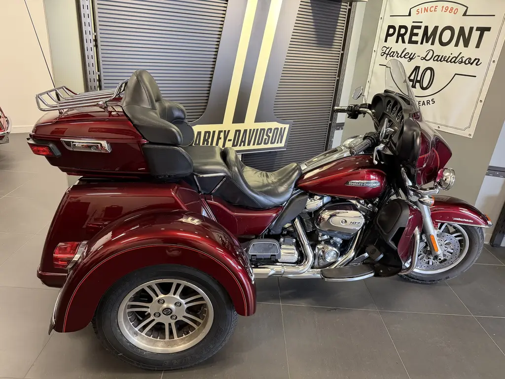Harley-Davidson FLHTCUTG Tri Glide Ultra FLHTCUTG 2017