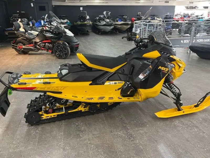 Ski-Doo MXZ X-RS COMP 850 E-TEC Turbo R SHOT Shox Touch 2025