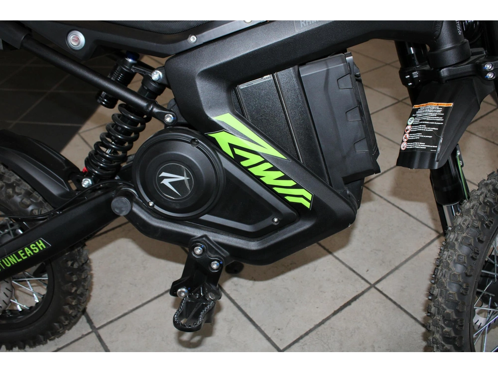 2025 Rawrr Mantis Mini alt